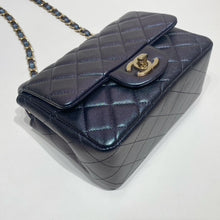 Charger l'image dans la galerie, No.4258-Chanel Lambskin Square Mini Classic Flap 17cm (Unused / 未使用品)