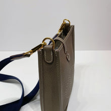 画像をギャラリービューアに読み込む, No.4487-Hermes Mini Evelyne TPM