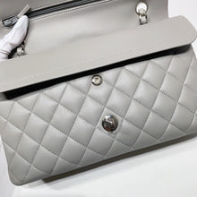 Load image into Gallery viewer, No.4470-Chanel Lambskin Medium Timeless Classic Flap Bag 25cm