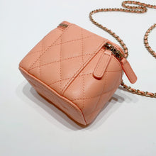 将图片加载到图库查看器,No.3981-Chanel Caviar Mini Vanity With Classic Chain (Brand New / 全新)