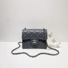 将图片加载到图库查看器,No.4228-Chanel Caviar Sweet Classic Mini Flap Bag (Brand New / 全新貨品)