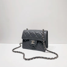 将图片加载到图库查看器,No.4228-Chanel Caviar Sweet Classic Mini Flap Bag (Brand New / 全新貨品)