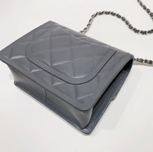 将图片加载到图库查看器,No.4228-Chanel Caviar Sweet Classic Mini Flap Bag (Brand New / 全新貨品)