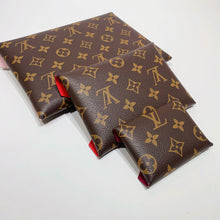 Load image into Gallery viewer, No.4208-Louis Vuitton Monogram Kirigami Pochette (Unused / 未使用品)