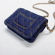 将图片加载到图库查看器,No.3889-Chanel Denim Double You Clutch With Chain( Brand New / 全新貨品)