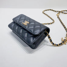 将图片加载到图库查看器,No.3929-Chanel Caviar Fit For You Phone Holder With Chain (Brand New / 全新貨品)