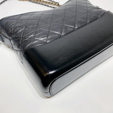 将图片加载到图库查看器,No.3979-Chanel Medium Gabrielle Hobo Bag With Handle
