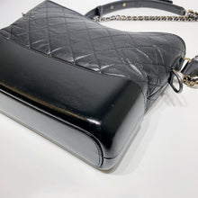 将图片加载到图库查看器,No.3979-Chanel Medium Gabrielle Hobo Bag With Handle
