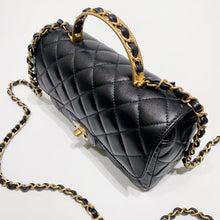 将图片加载到图库查看器,No.001613-1-Chanel Timeless Classic Mini With Top Handle (Brand New / 全新貨品)
