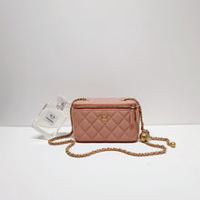 将图片加载到图库查看器,No.4108-Chanel Pearl Crush Vanity With Chain  (Unused / 未使用品)