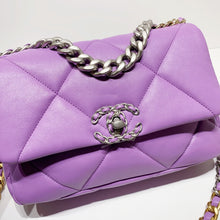 将图片加载到图库查看器,No.4103-Chanel 19 Small Handbag (Brand New / 全新貨品)
