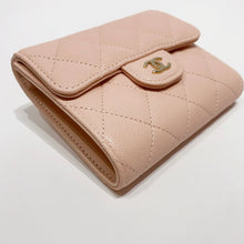 将图片加载到图库查看器,No.4117-Chanel Caviar Timeless Classic Short Wallet (Brand New / 全新貨品)
