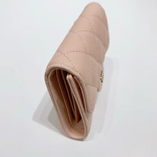 将图片加载到图库查看器,No.4117-Chanel Caviar Timeless Classic Short Wallet (Brand New / 全新貨品)