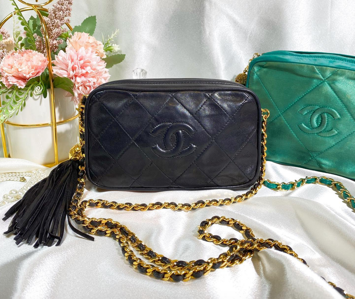 No.2013-Chanel Vintage Mini Camera Bag – Gallery Luxe