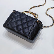 將圖片載入圖庫檢視器 No.3623-Chanel Caviar Pick Me Up Handle Vanity With Chain(Brand New / 全新)