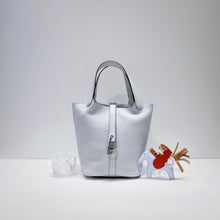 Charger l'image dans la galerie, No.3517-Hermes Picotin 18 (Brand New / 全新)