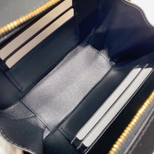 將圖片載入圖庫檢視器 No.3652-Chanel Lambskin Small Handle Vanity Case(Brand New / 全新貨品)