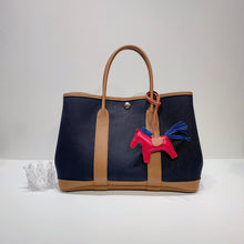 画像をギャラリービューアに読み込む, No.3756-Hermes Canvas & Negonda Garden Party 30