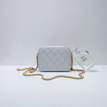 Load image into Gallery viewer, No.3783-Chanel Pearl Crush Camera Bag (Brand New / 全新貨品)