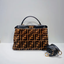 Load image into Gallery viewer, No.3803-Fendi Regular Zucca Shearling Peekaboo With Strap