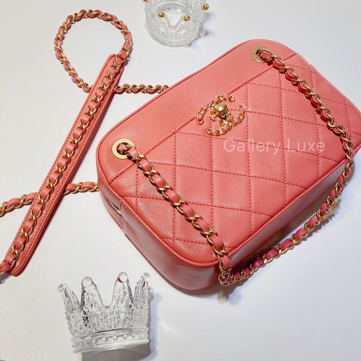 No.2664-Chanel Chain Infinity Camera Case (Brand New) – Gallery