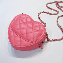 이미지를 갤러리 뷰어에 로드 , No.001342-2-Chanel CC In Love Heart Clutch With Chain (Brand New / 全新貨品)