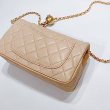 이미지를 갤러리 뷰어에 로드 , No.3591-Chanel Pearl Crush Mini Flap Bag 20cm (Brand New / 全新貨品)