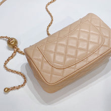 이미지를 갤러리 뷰어에 로드 , No.3591-Chanel Pearl Crush Mini Flap Bag 20cm (Brand New / 全新貨品)