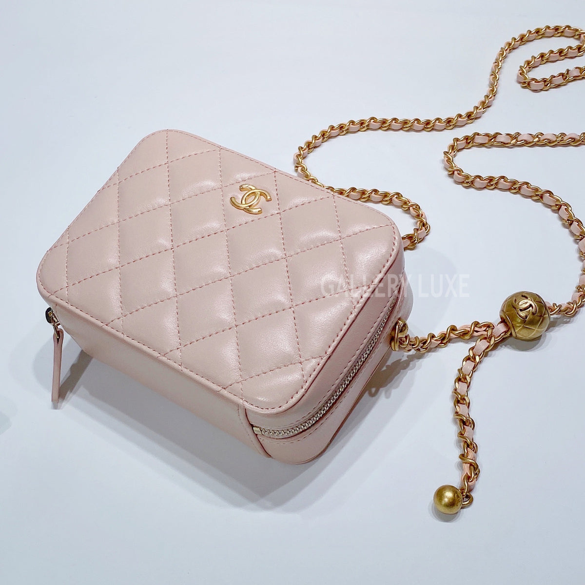 chanel pearl crush camera bag