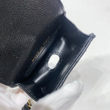 Charger l&#39;image dans la galerie, No.4486-Chanel Phone &amp; AirPods Pro Case With Chain
