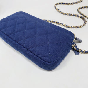No.4517-Chanel Jersey Clutch With Chain