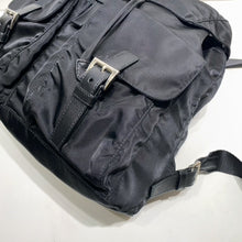 Charger l&#39;image dans la galerie, No.4351-Prada Small Re-Nylon Backpack
