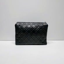 Charger l&#39;image dans la galerie, No.4347-Chanel Timeless Classic Medium Pouch
