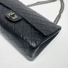 画像をギャラリービューアに読み込む, No.001677-2-Chanel Reissue 2.55 Jumbo Flap Bag
