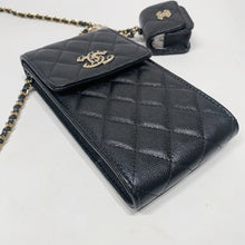 Charger l&#39;image dans la galerie, No.4486-Chanel Phone &amp; AirPods Pro Case With Chain
