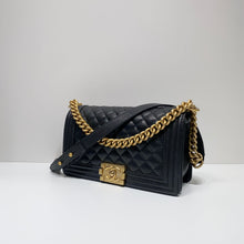 Load image into Gallery viewer, No.003008-Chanel Caviar Boy 25cm
