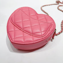 画像をギャラリービューアに読み込む, No.4313-Chanel Small CC In Love Heart Bag (Unused / 未使用品)
