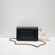 Charger l&#39;image dans la galerie, No.001693-Chanel Caviar Timeless Classic Wallet On Chain
