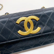 Charger l&#39;image dans la galerie, No.001665-4-Chanel Vintage Satin Mini Flap Bag
