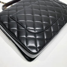 画像をギャラリービューアに読み込む, No.4334-Chanel Large Trendy CC Flap Bag
