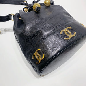 No.3976-Chanel Vintage Caviar Triple CC Bucket Bag