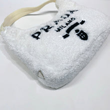 이미지를 갤러리 뷰어에 로드 , No.4505-Prada Re-Edition 2000 Terry Mini Bag
