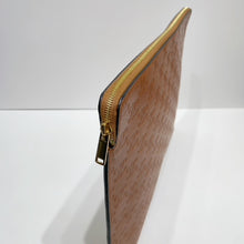 将图片加载到图库查看器，No.4356-Celine Triomphe Document Holder Clutch
