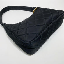 Load image into Gallery viewer, No.4368-Prada Nylon Hobo Bag
