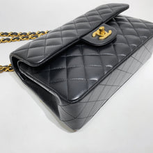 Load image into Gallery viewer, No.4433-Chanel Small Timeless Classic Flap 23cm
