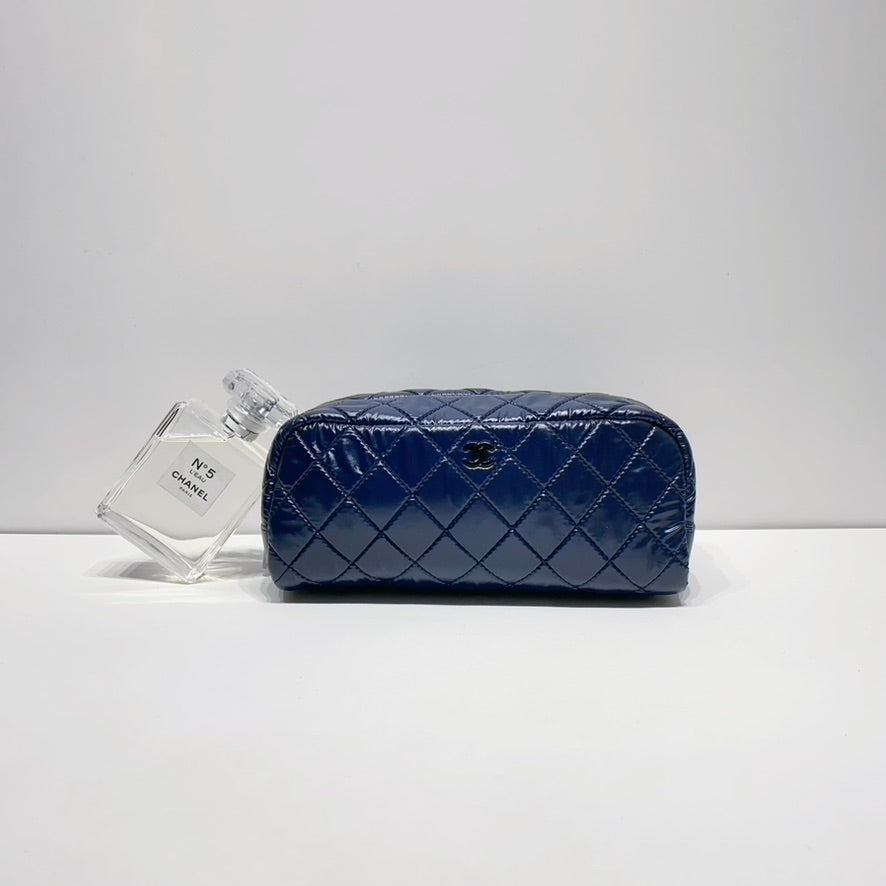 No.4340-Chanel Nylon Medium Case