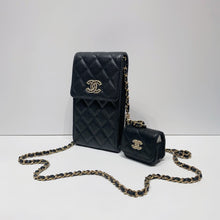 Charger l&#39;image dans la galerie, No.4486-Chanel Phone &amp; AirPods Pro Case With Chain
