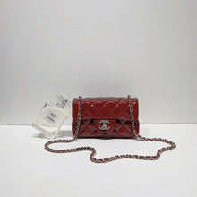 Charger l&#39;image dans la galerie, No.4345-Chanel Patent Timeless Classic Mini Flap Bag
