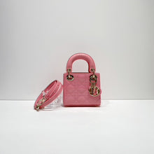 Load image into Gallery viewer, No.4331-Dior Lady Dior Micro Bag
