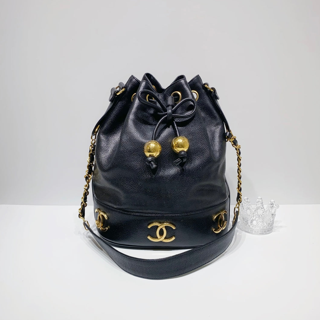 No.3976-Chanel Vintage Caviar Triple CC Bucket Bag